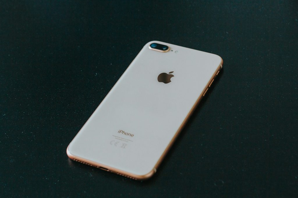 iPhone 17 Air pode repetir o impacto do iPhone X? Design ultrafino promete inovação no visual da Apple