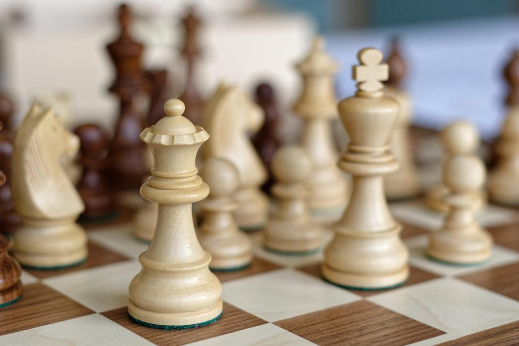 Finais do Grand Chess Tour Vão Para o Rápido e Blitz; SLU Inicia Defesa de Título com Vitória