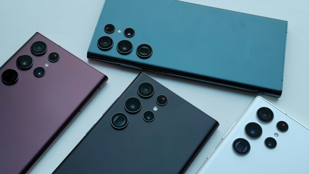 A Ofensiva de Telas da Samsung: O Iminente Galaxy Z Fold 8 Wide e o Alicerce do Tab S9 FE+